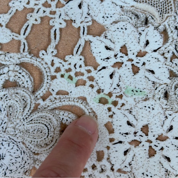 Alexander McQueen De Manta lace print silk satin large clutch bag - Picture 10 of 16